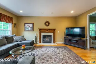 11 Meredith Ln, New Milford, CT 06776 - Photo 9