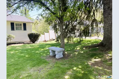 43 Meadowbrook Road, Danbury, CT 06811 - Photo 25