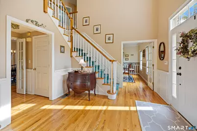 699 Andrea Court, Cheshire, CT 06410 - Photo 3