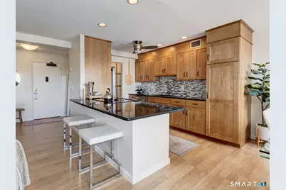 891 Farmington Avenue #6C, West Hartford, CT 06119 - Photo 11