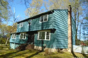 2 Fairfield Ln, Simsbury, CT 06070 - Photo 7
