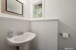 9 Lakewood Cir, Glastonbury, CT 06073 - Photo 21