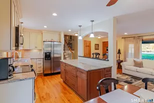 43 Squire Dr, North Branford, CT 06471 - Photo 9