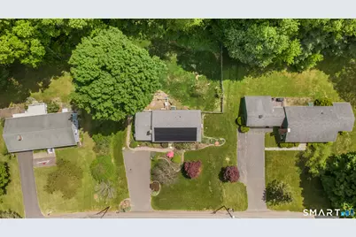 13 Canton Valley Circle, Canton, CT 06019 - Photo 3