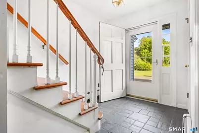 2 Golf View Circle, Stamford, CT 06905 - Photo 3
