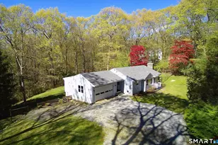 39 Seventy Acre Rd, Redding, CT 06896 - Photo 9