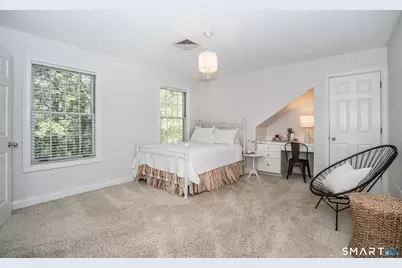 7 Woodleigh Place, Simsbury, CT 06089 - Photo 19
