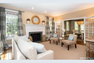 7 Woodleigh Place, Simsbury, CT 06089 - Photo 3