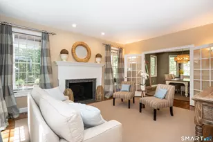 7 Woodleigh Pl, Simsbury, CT 06089 - Photo 3