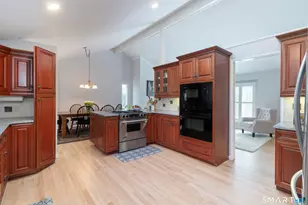 53 Wellsweep Dr, Madison, CT 06443 - Photo 13