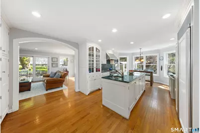 27 Crest Road, Norwalk, CT 06853 - Photo 9