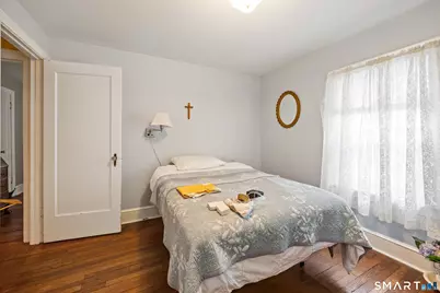 27 Theroux Avenue, Waterbury, CT 06708 - Photo 23