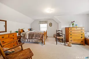 27 Theroux Ave, Waterbury, CT 06708 - Photo 27