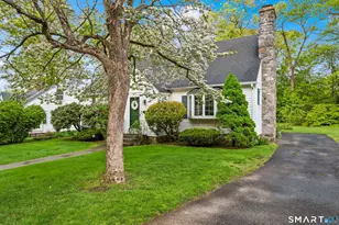 27 Theroux Ave, Waterbury, CT 06708 - Photo 3