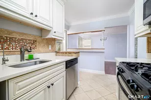 39 Glenbrook Rd, Stamford, CT 06902 - Photo 11