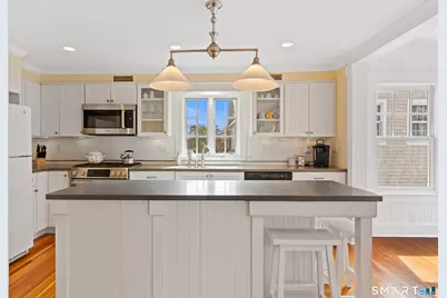 218 Totoket Road, Branford, CT 06405 - Photo 15
