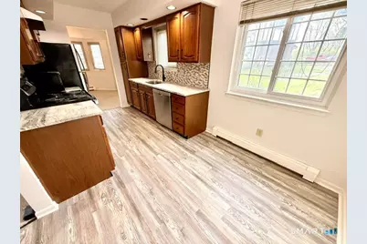 9 Tara Drive #9, Brookfield, CT 06804 - Photo 5