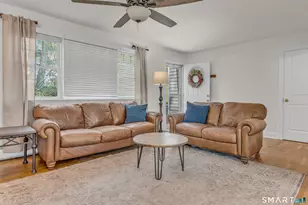 51 Chipmunk Trail, Newtown, CT 06482 - Photo 5