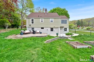35 Scotch Cap Rd, Waterford, CT 06375 - Photo 5
