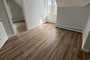 103 Walnut St, Waterbury, CT 06704 - Photo 3