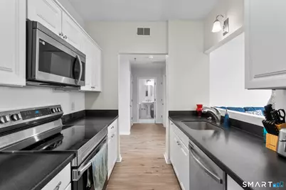 196 Crown Street #406, New Haven, CT 06511 - Photo 5
