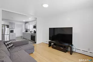 590 N Walnut St, Waterbury, CT 06704 - Photo 7