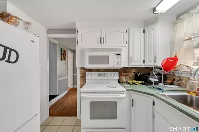 59 Robbins Avenue, Newington, CT 06111 - Photo 15