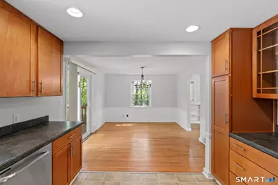 20 Seneca Road, West Hartford, CT 06117 - Photo 13