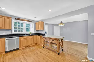 5 Central Ave, East Lyme, CT 06357 - Photo 5