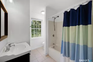 5 Central Ave, East Lyme, CT 06357 - Photo 25