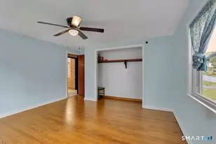 10 Cheryl Dr, Enfield, CT 06082 - Photo 9