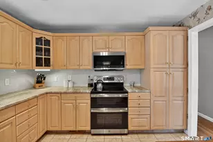 91 Linden Dr, Milford, CT 06460 - Photo 11