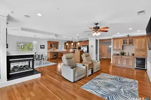 36 Shipyard Ln, Milford, CT 06460 - Photo 5