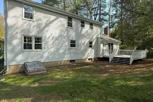 1 Horseshoe Cir, Simsbury, CT 06070 - Photo 23