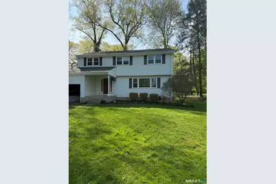 1 Horseshoe Circle, Simsbury, CT 06070 - Photo 1