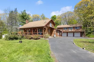 622 Chestnut Ridge Rd, Orange, CT 06477 - Photo 1