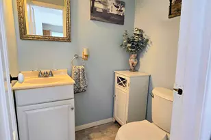 599 Vauxhall Street Ext., Waterford, CT 06385 - Photo 15