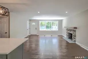 437 Middle Rd Turnpike, Woodbury, CT 06798 - Photo 5