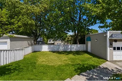 101 Leffingwell Avenue, Waterbury, CT 06710 - Photo 29