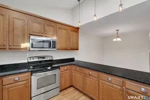 1163 Old Colony Rd, Wallingford, CT 06492 - Photo 5