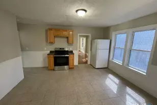 132-134 Gridley St, Bristol, CT 06010 - Photo 5