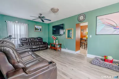 25 McKinley Avenue, Stratford, CT 06615 - Photo 11