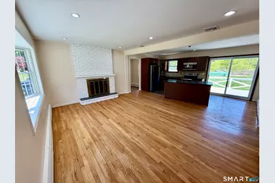 8 Tracy Terrace, Seymour, CT 06483 - Photo 5