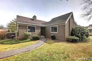 132 Bison Ln, Stratford, CT 06614 - Photo 1