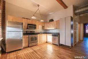 325 Lafayette St, Bridgeport, CT 06604 - Photo 11