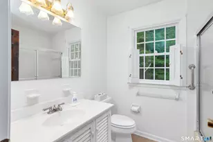 29 Hungry Hill Cir, Guilford, CT 06437 - Photo 19