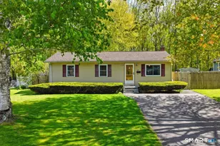 155 Southridge Dr, Windham, CT 06226 - Photo 1