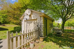 108 Hurd Ave, Stratford, CT 06614 - Photo 35