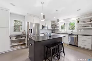 46 Cumberland Rd, West Hartford, CT 06119 - Photo 9