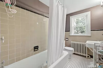 46 Cumberland Road, West Hartford, CT 06119 - Photo 15